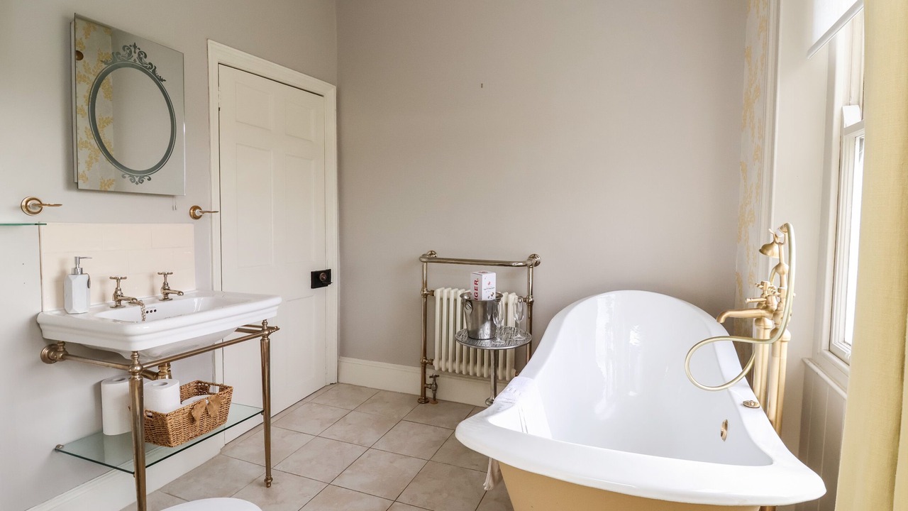 Photo of Others in Ryther