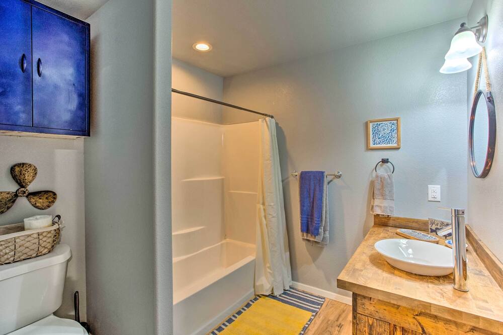 Photo of Bathroom in Gordonville