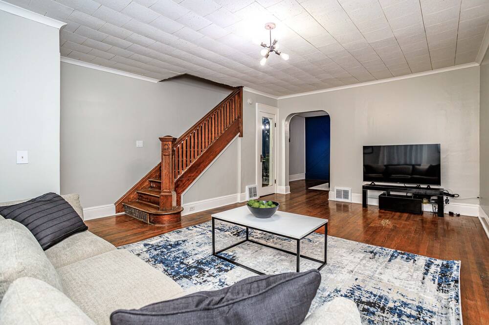 Photo of Livingroom in Southside