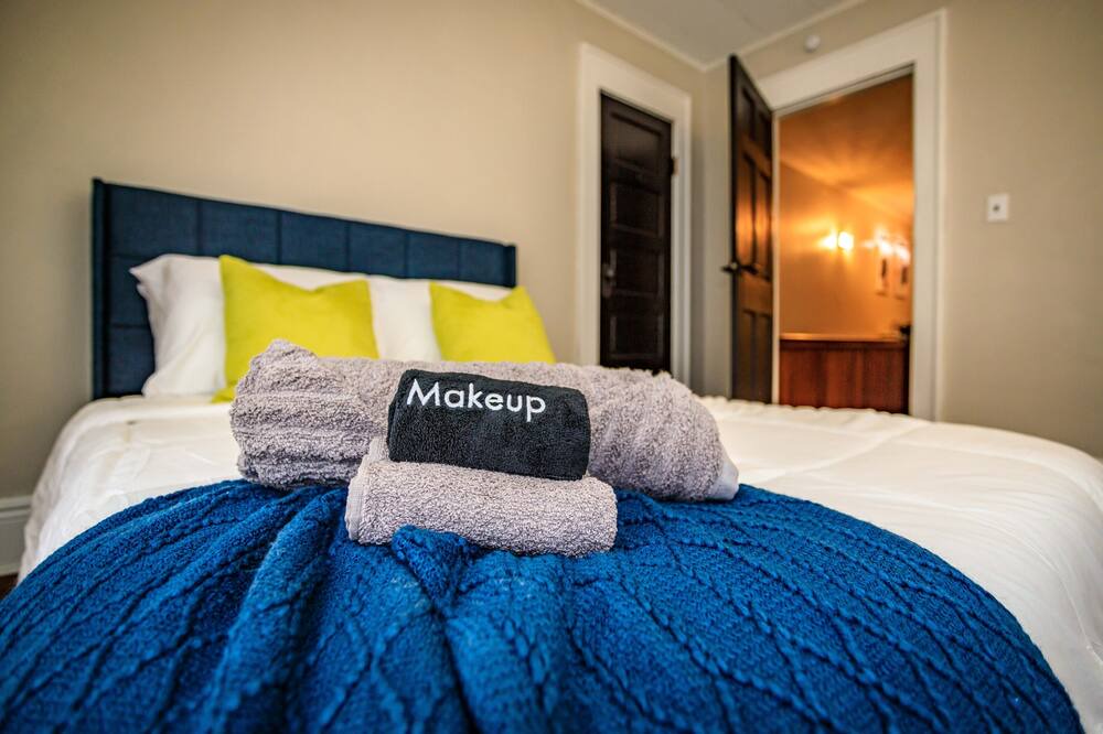 Photo of Bedroom in Southside