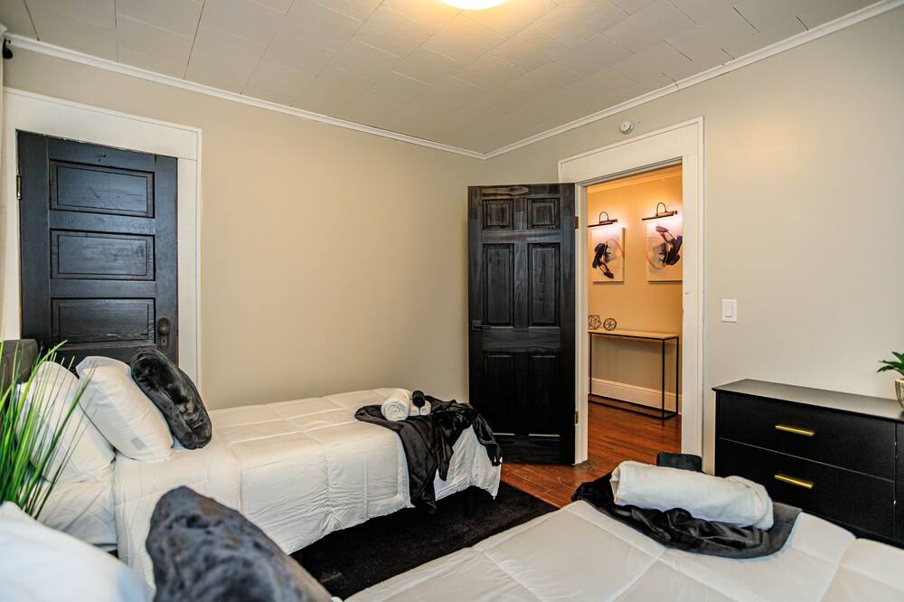 Photo of Bedroom in Southside