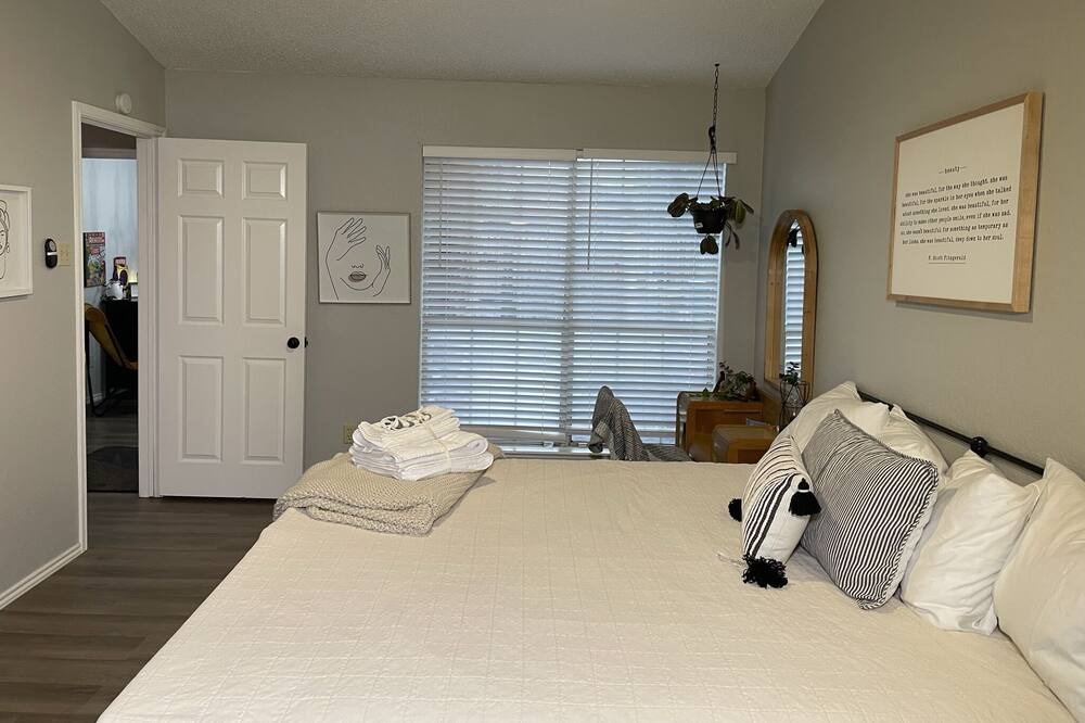 Photo of Bedroom in Lubbock
