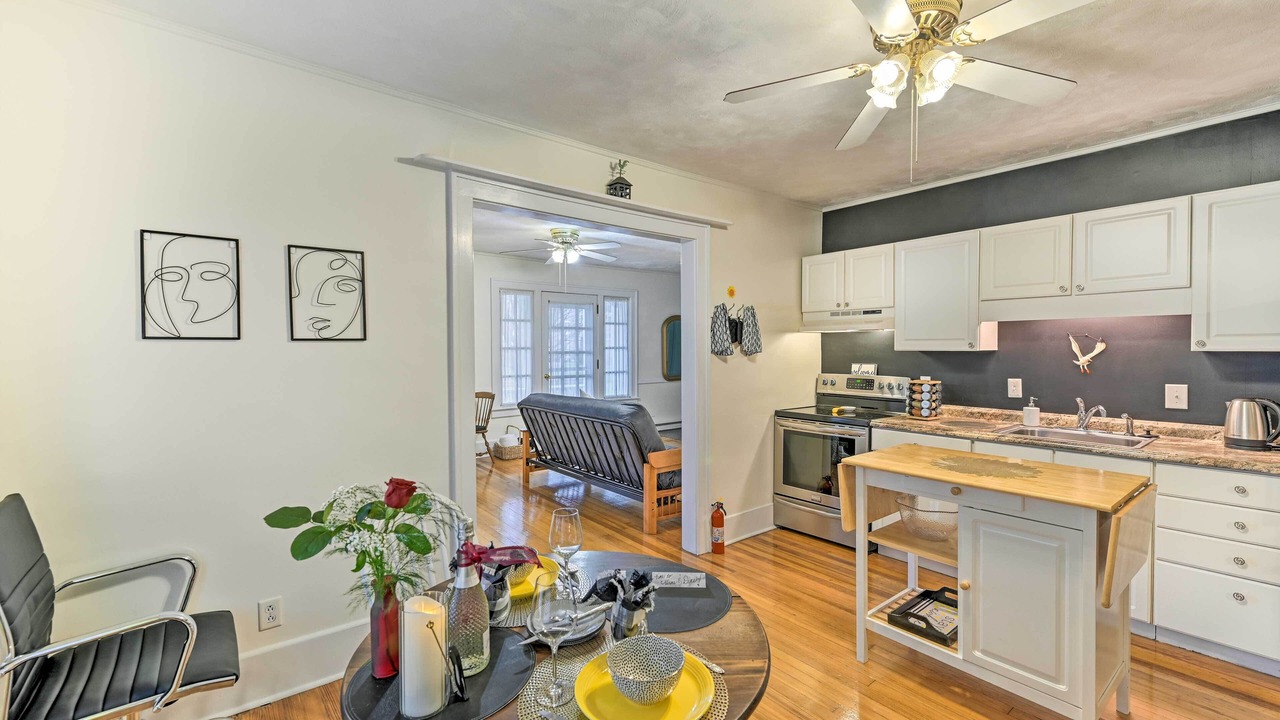 Photo of Kitchen in Mohawk