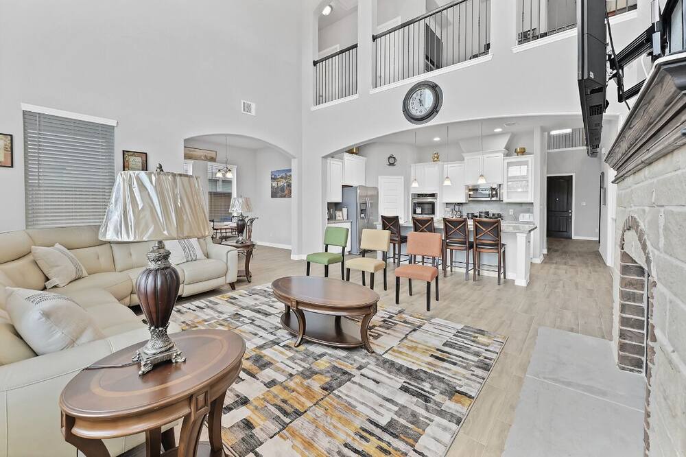 Photo of Livingroom in Missouri City