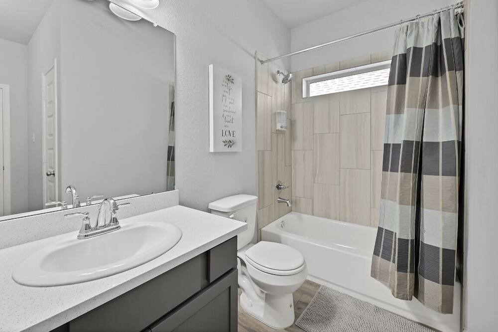 Photo of Bathroom in Missouri City