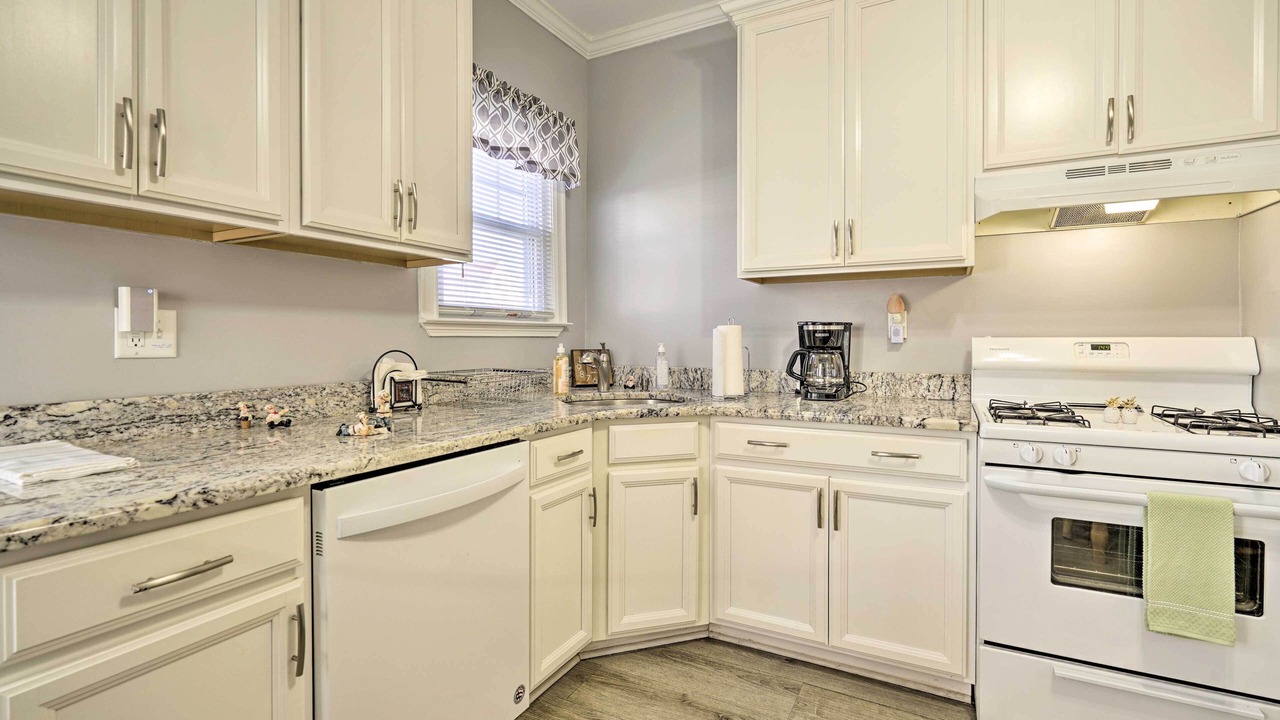 Photo of Kitchen in Allenhurst