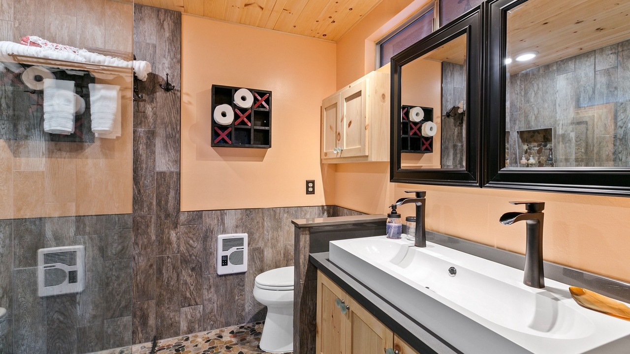 Photo of Bathroom in Joshua Tree