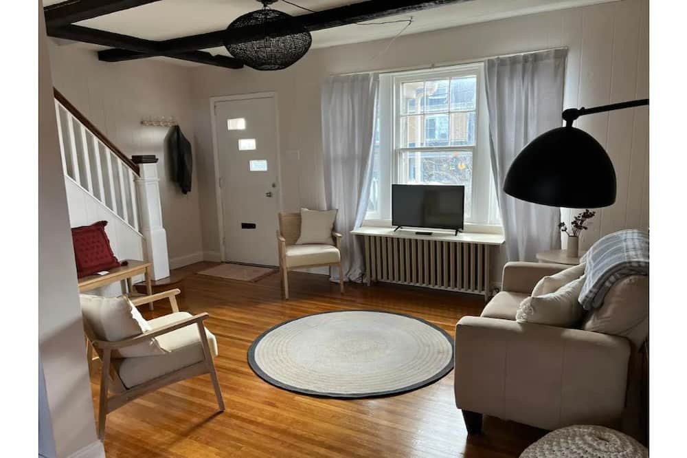 Photo of Others in Reading