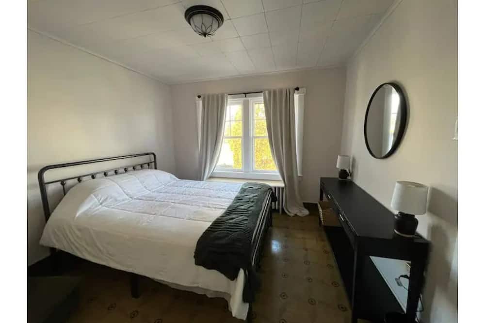 Photo of Bedroom in Reading