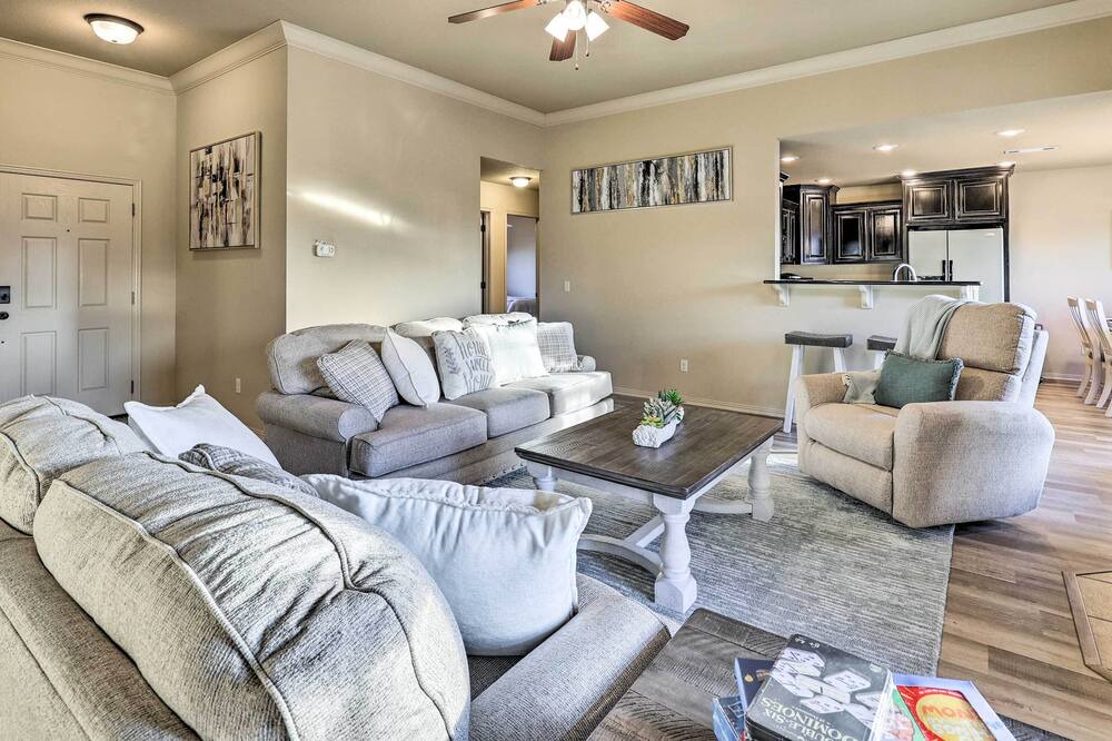 Photo of Livingroom in Springdale