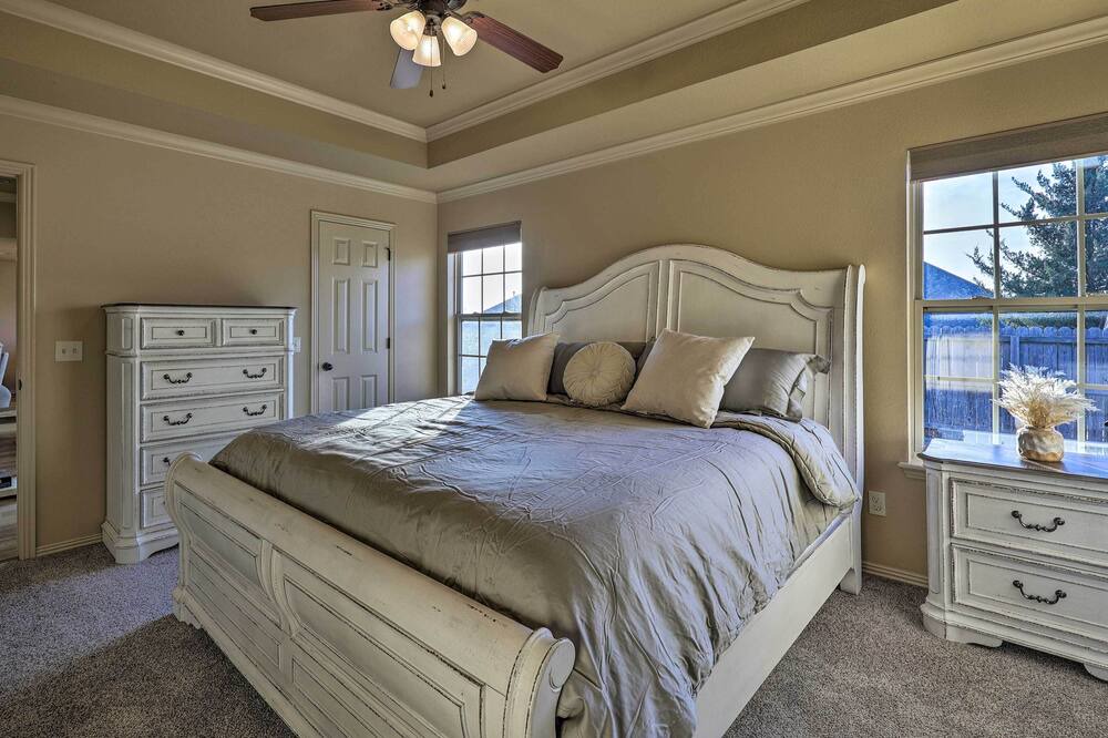 Photo of Bedroom in Springdale
