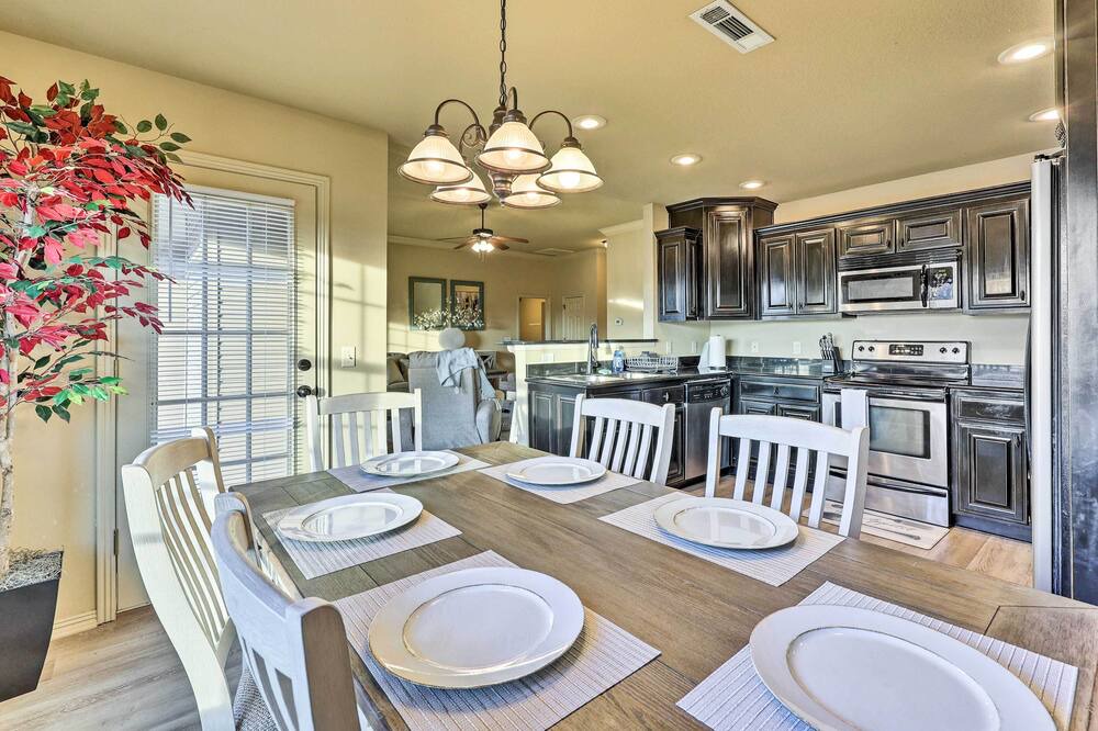 Photo of Livingroom in Springdale