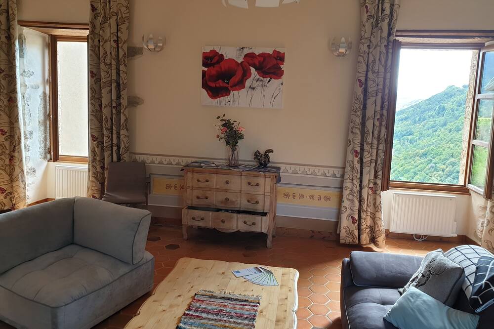 Photo of Livingroom in Saint-Martin-d'Uriage