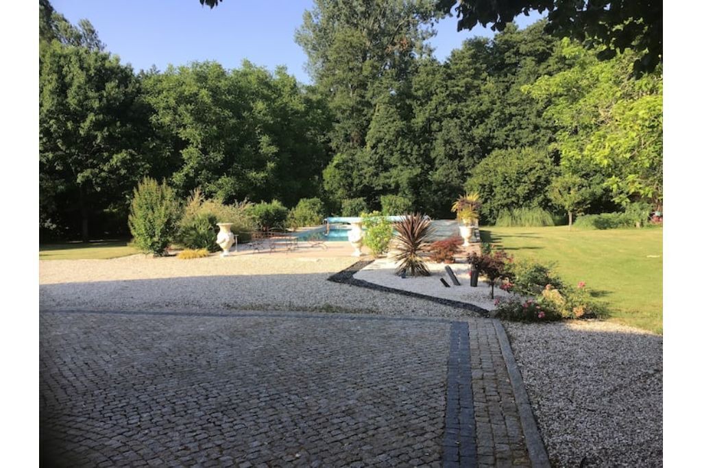 Photo of Outdoor in Saint-Laurent-d'Arce