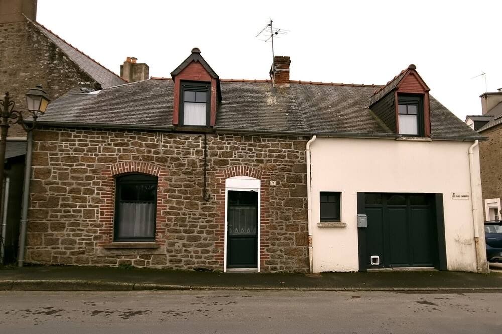 Photo of Outdoor in Saint-Coulomb