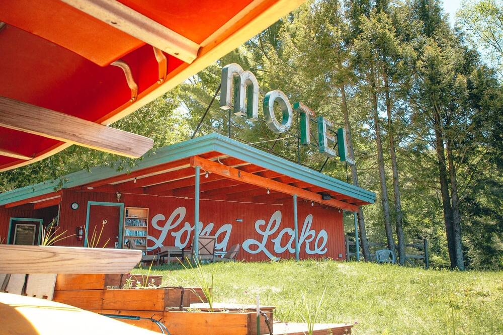 Photo of Others in Long Lake