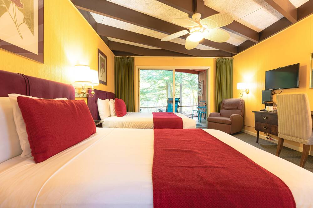 Photo of Others in Long Lake