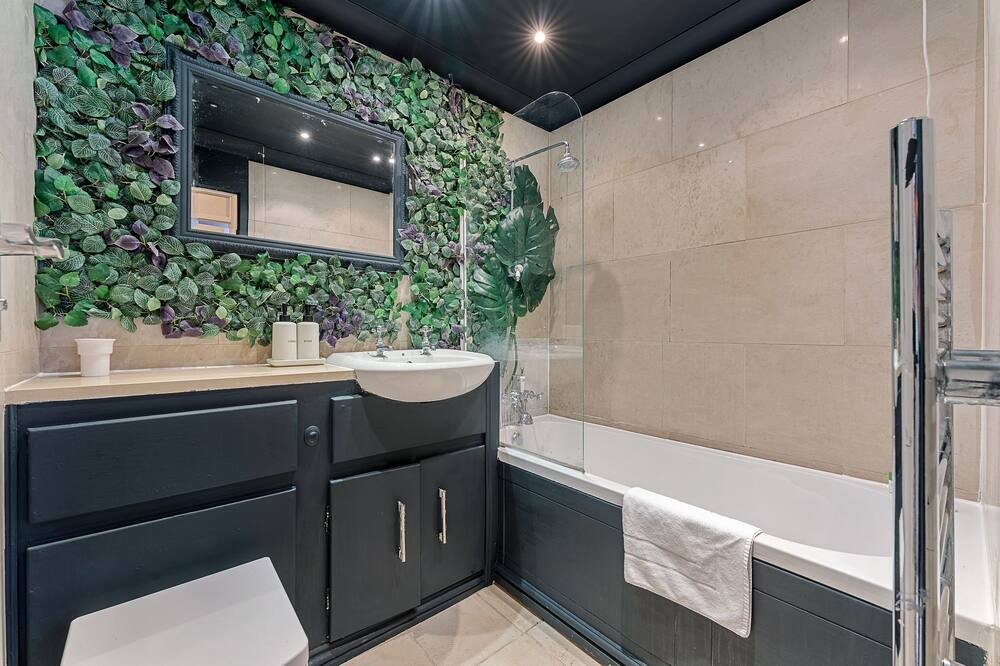 Photo of Others in Highgate