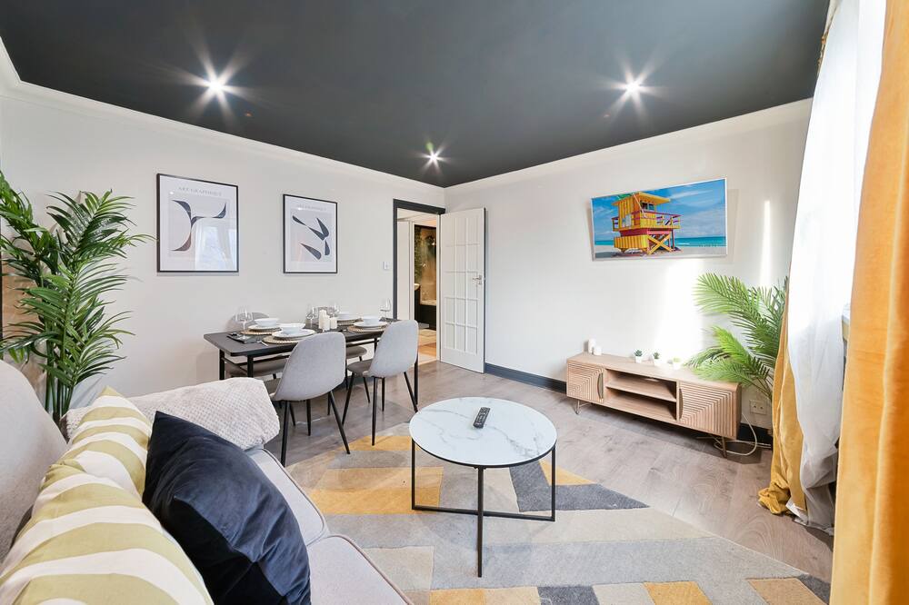 Photo of Others in Highgate