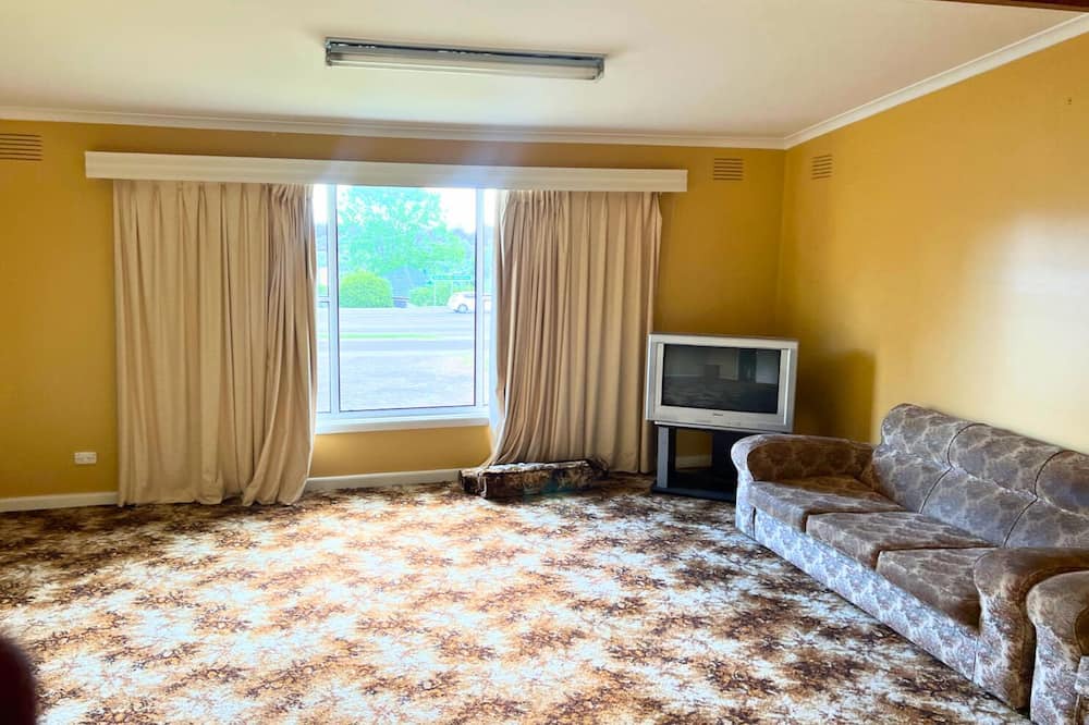 Photo of Others in Drouin