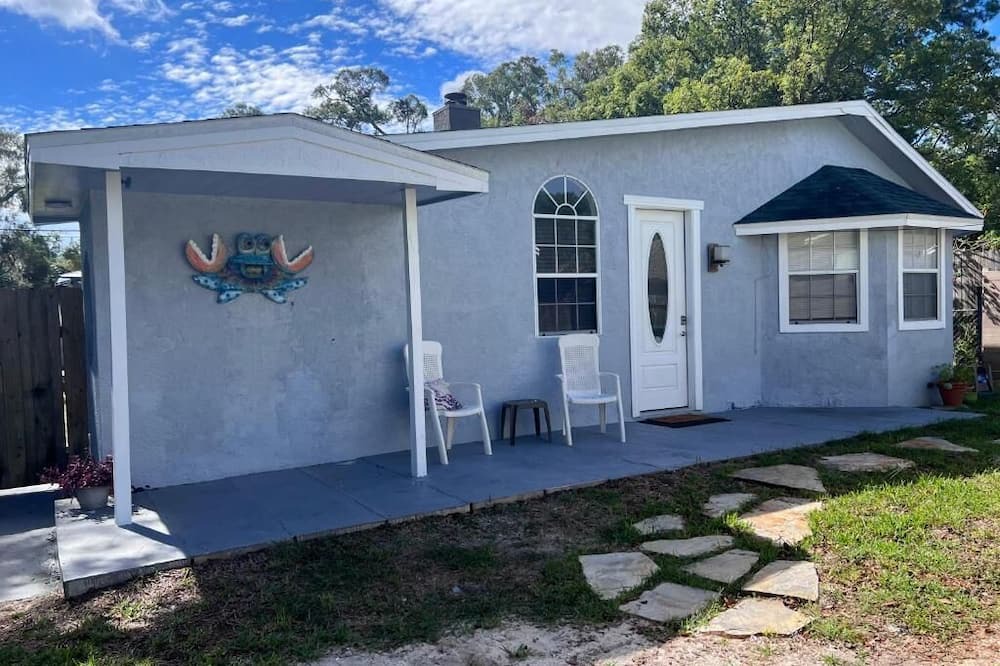 Photo of Outdoor in Holly Heights