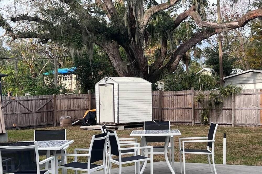 Photo of Outdoor in Holly Heights