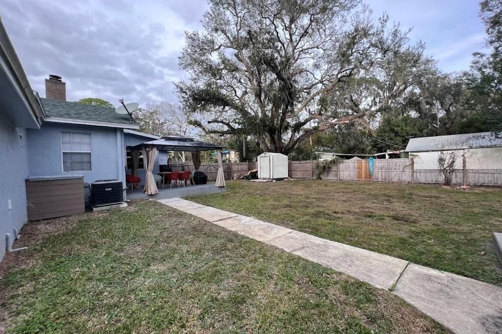 Photo of Outdoor in Holly Heights