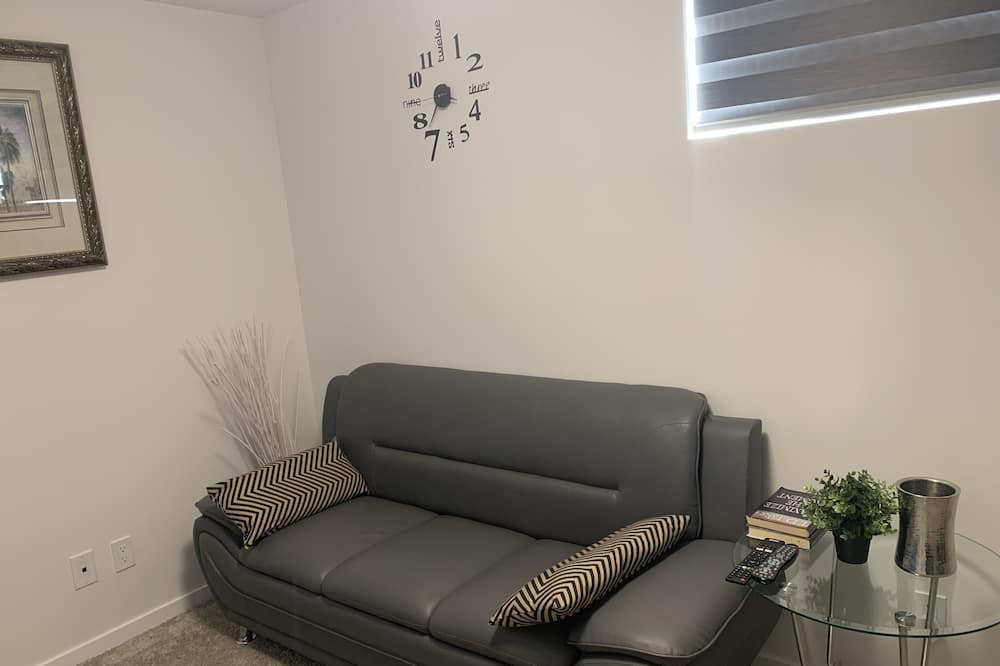 Photo of Livingroom in Transcona