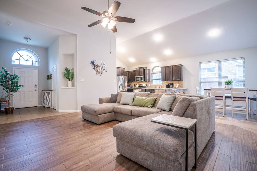 Photo of Livingroom in Fresno