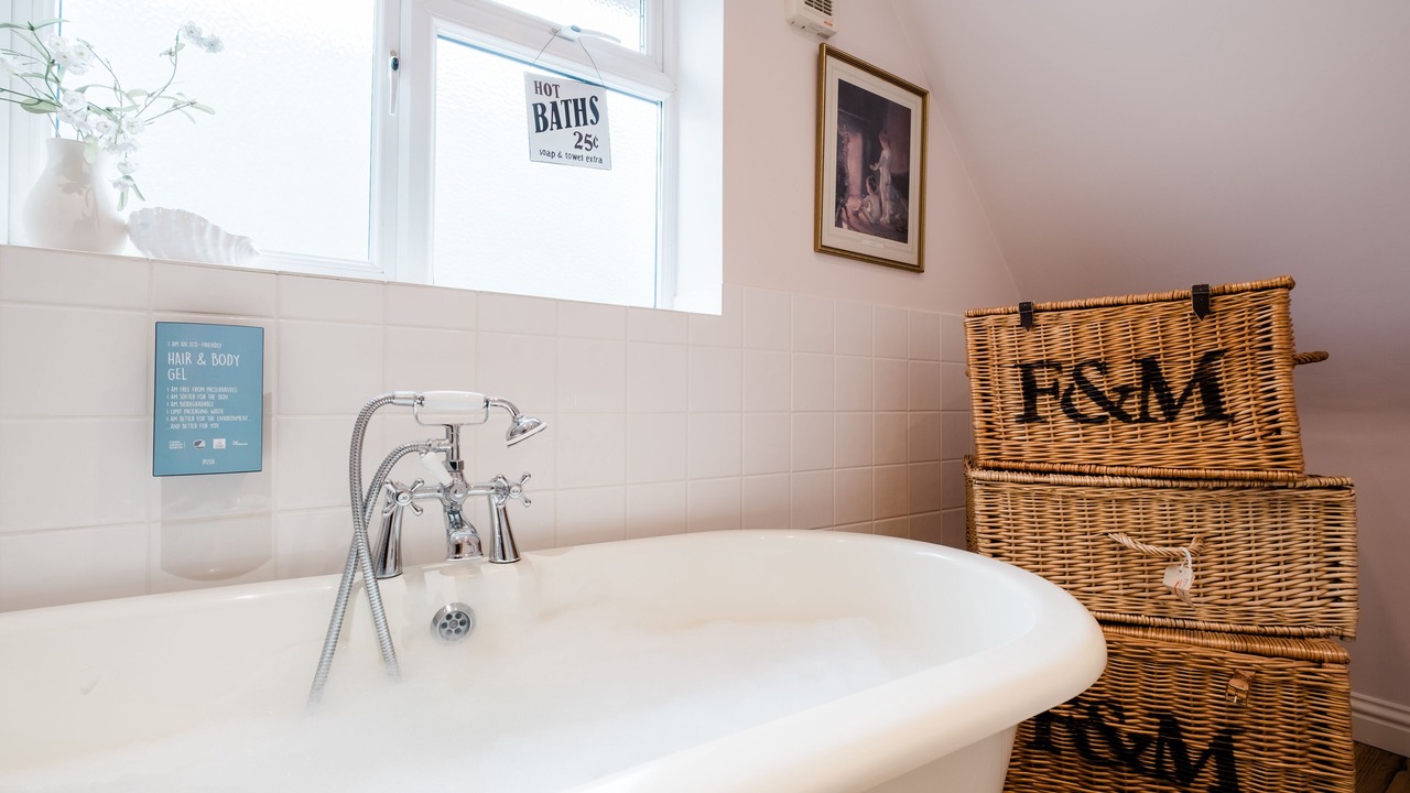 Photo of Bathroom in Swalecliffe