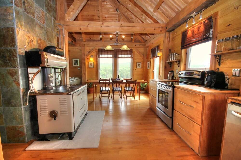 Photo of Kitchen in Livingstone Cove