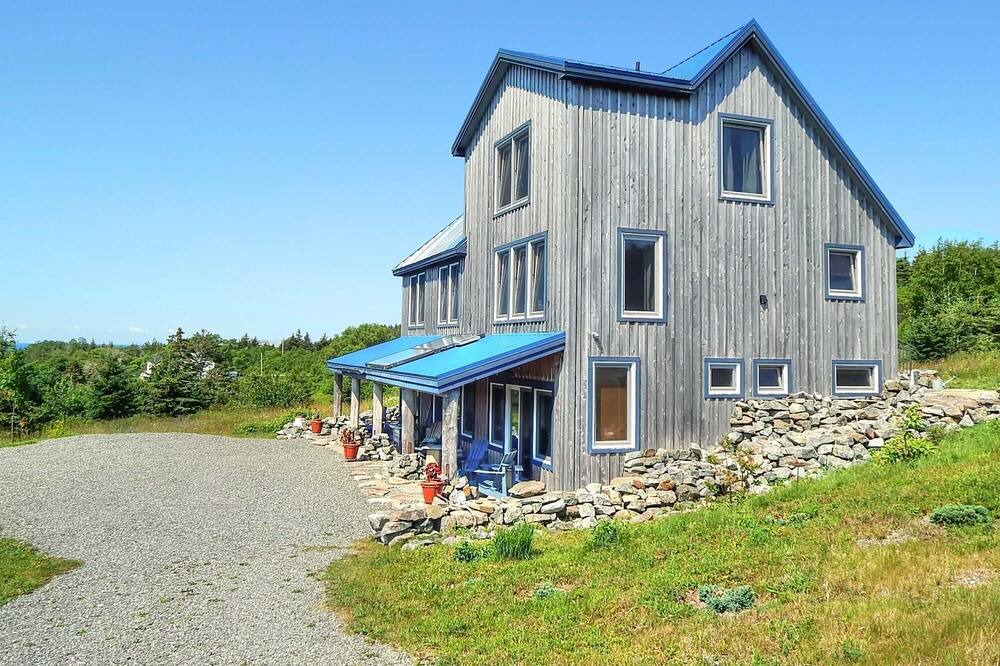 Photo of Outdoor in Livingstone Cove