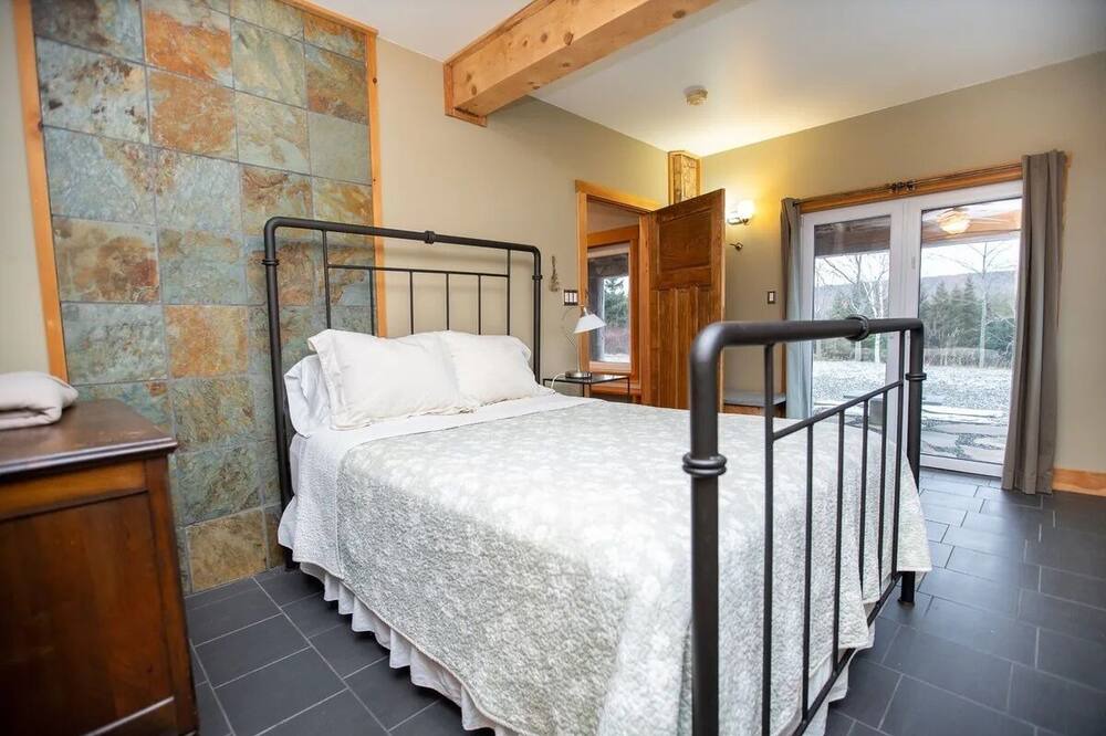 Photo of Bedroom in Livingstone Cove
