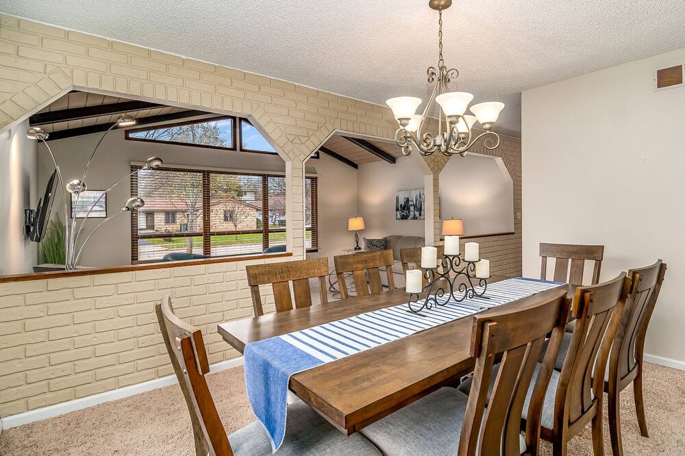 Photo of Others in Elgin