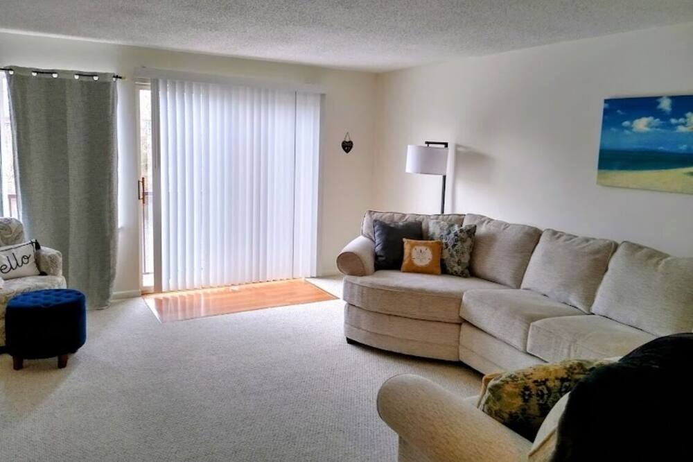 Photo of Livingroom in Salisbury