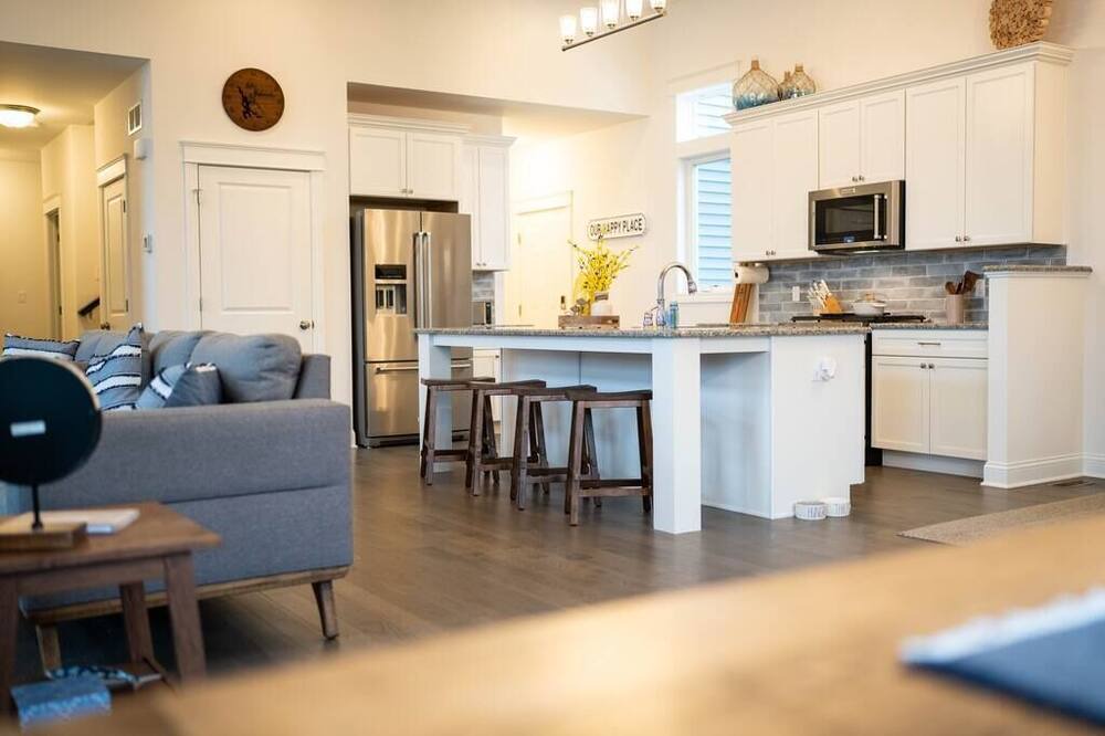 Photo of Kitchen in Lake Dalecarlia