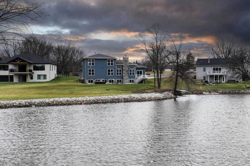 Photo of Outdoor in Lake Dalecarlia