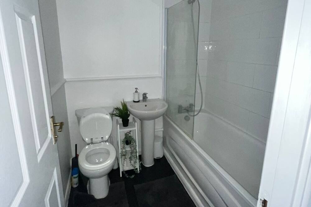 Photo of Bathroom in Waltham Abbey