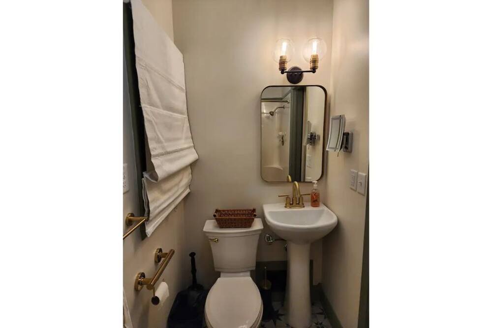 Photo of Bathroom in Cottage Grove