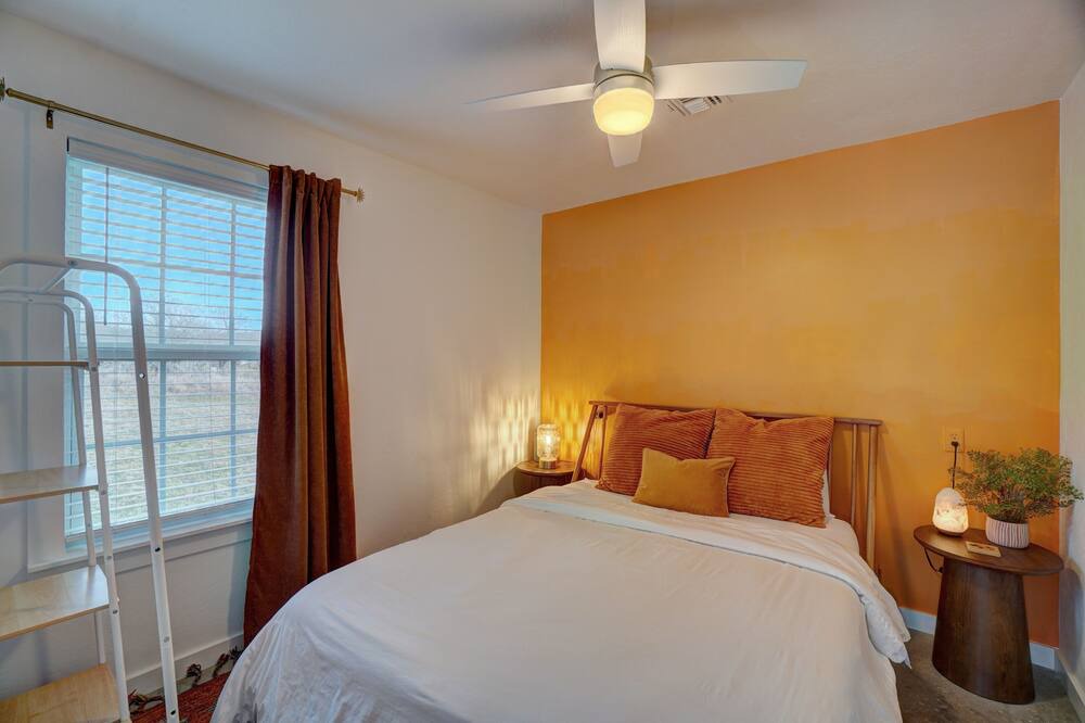 Photo of Bedroom in Medicine Park