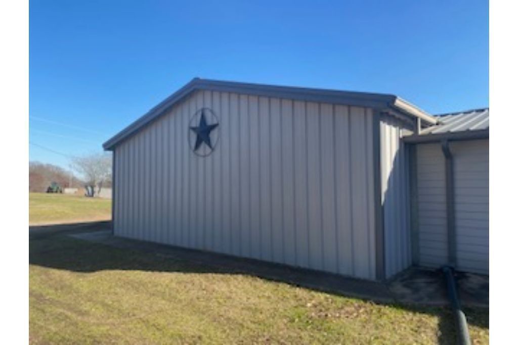 Photo of Outdoor in Hugo