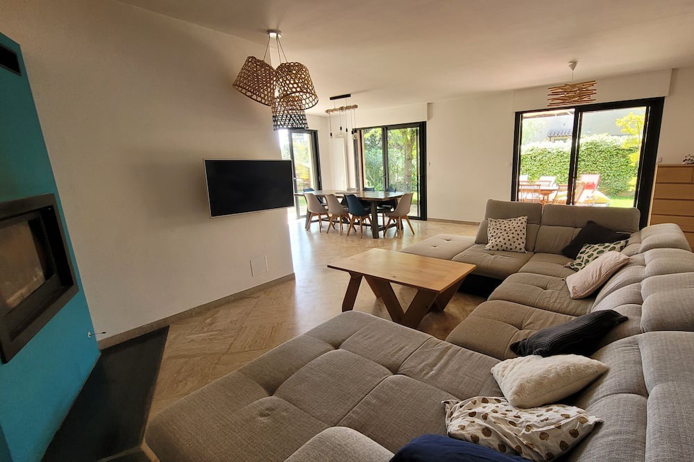 Photo of Livingroom in Pont-Saint-Esprit