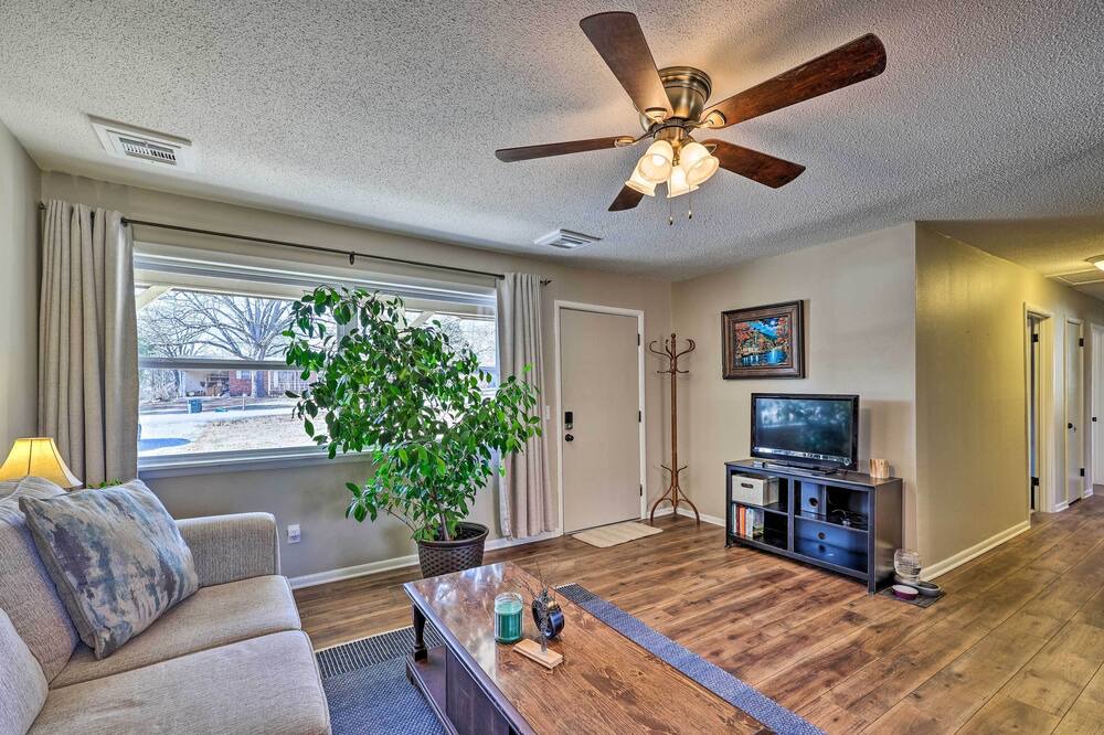 Photo of Livingroom in Fayetteville