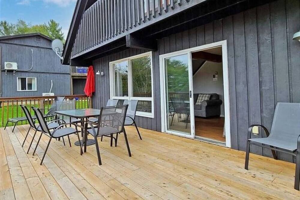 Photo of Patio Balcony in Gravenhurst