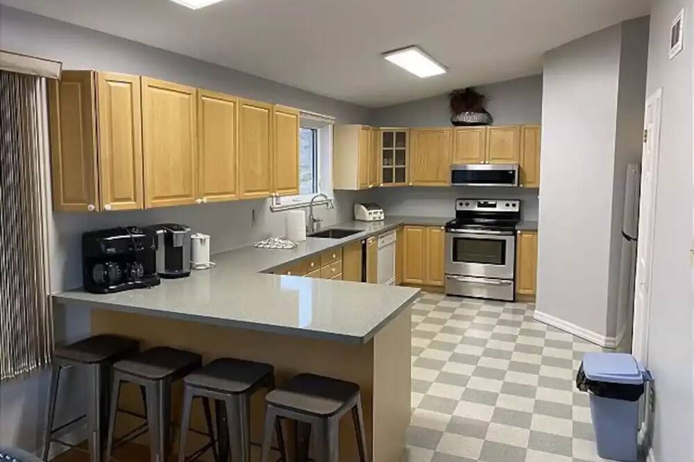 Photo of Kitchen in Gravenhurst