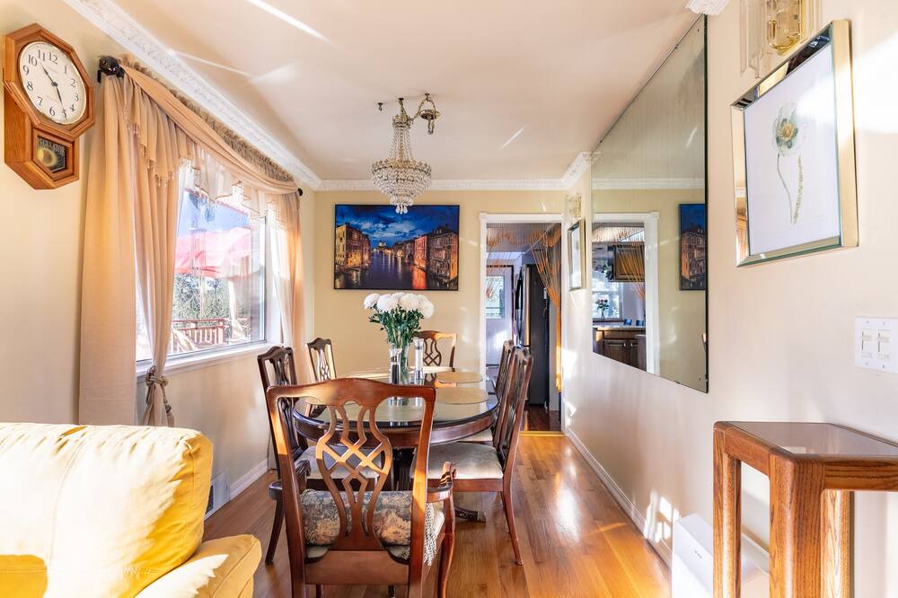 Photo of Others in Bryn Mawr-Skyway