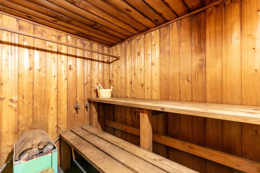 Photo of Others in Bryn Mawr-Skyway