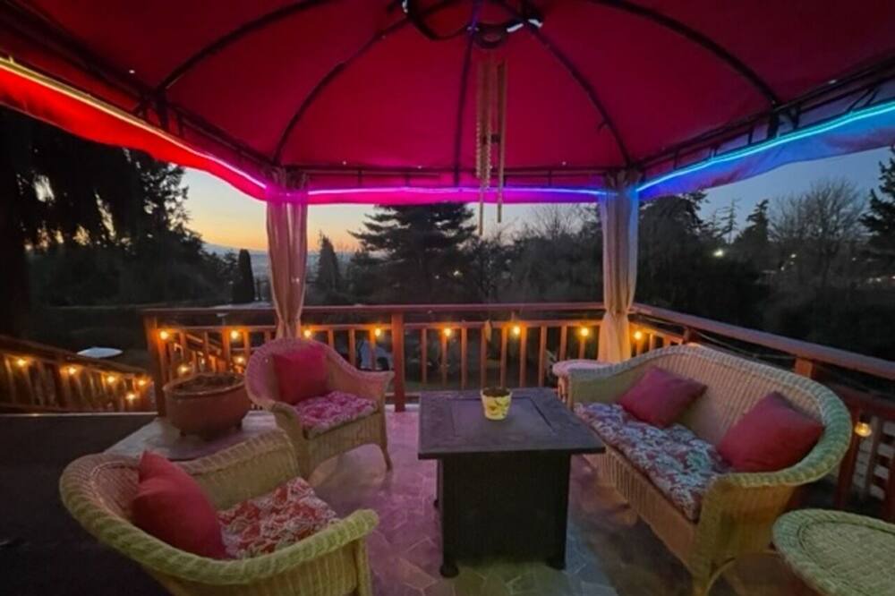 Photo of Outdoor in Bryn Mawr-Skyway