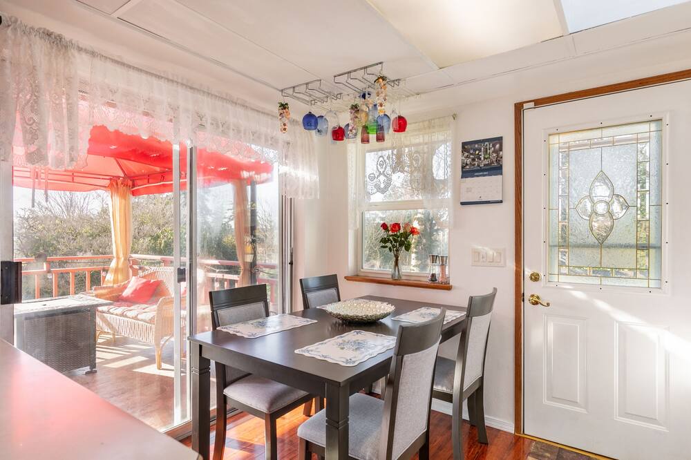 Photo of Others in Bryn Mawr-Skyway