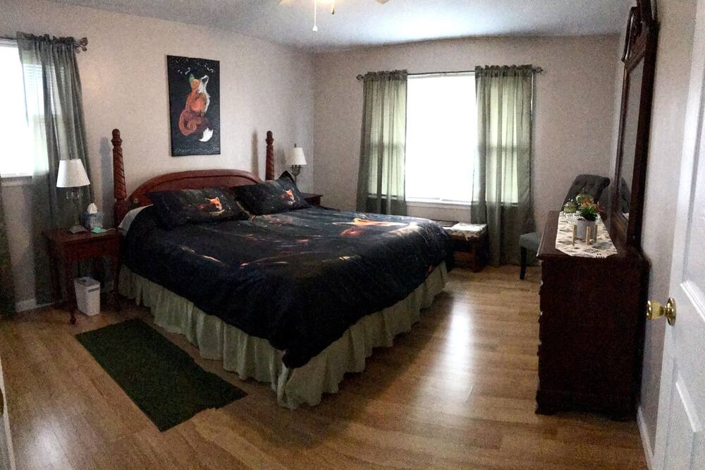 Photo of Bedroom in Waneta